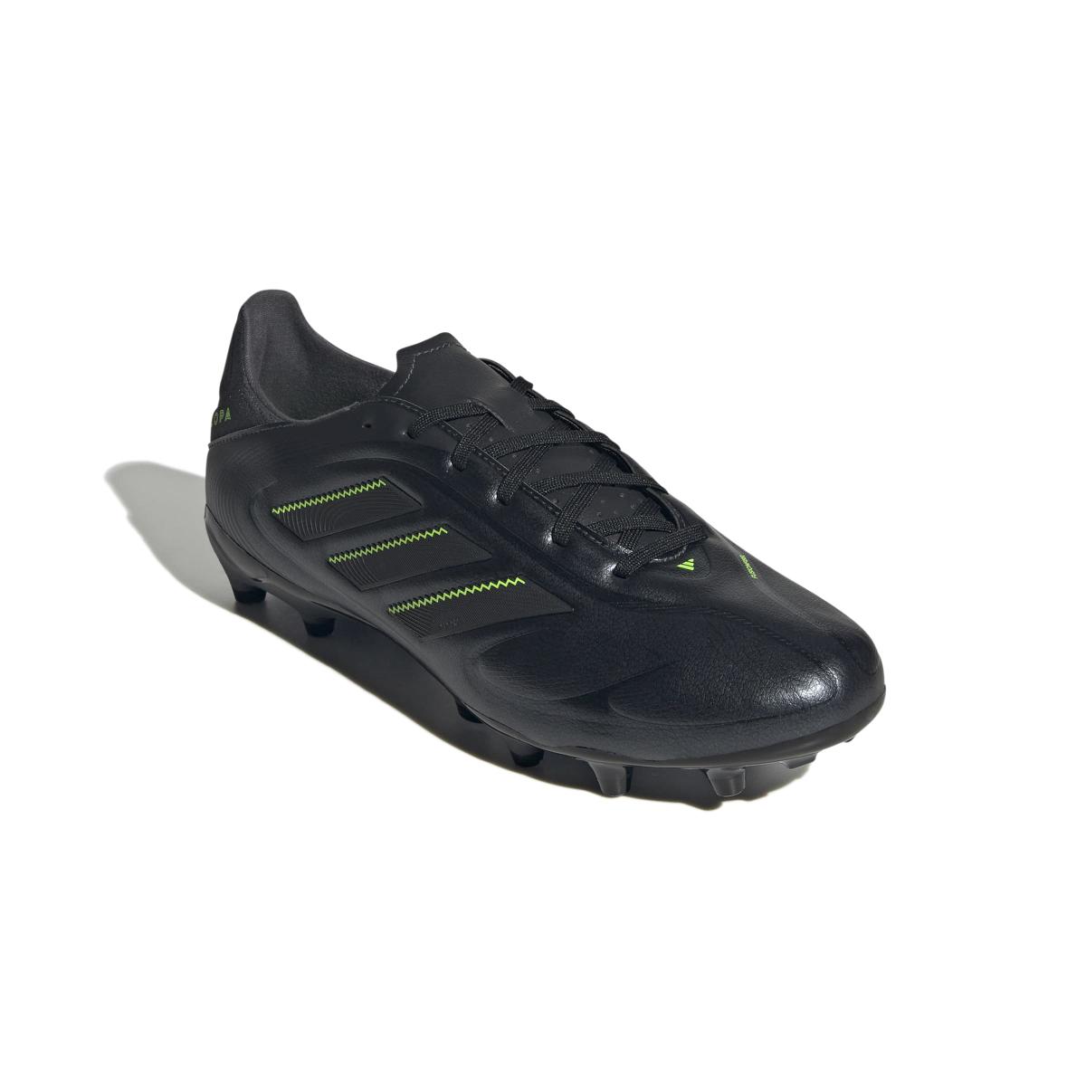 product/2/0/2025_adidas_jh6300_5_footwear_photography_front_lateral_top_view_white.jpg
