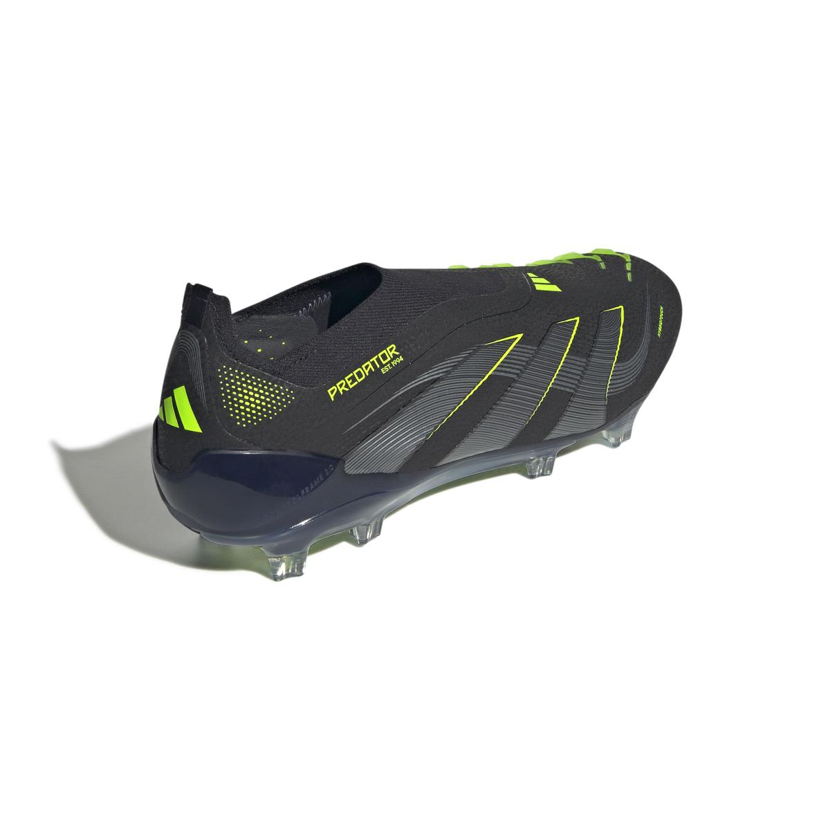 product/2/0/2025_adidas_ji1078_6_footwear_photography_back_lateral_top_view_white.jpg