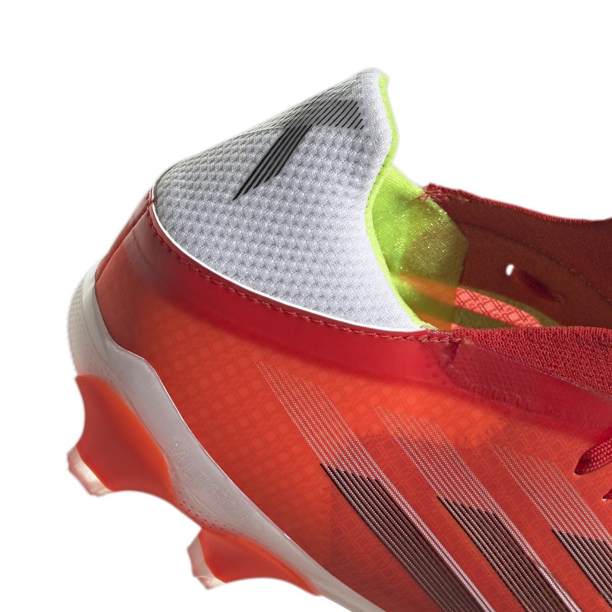 product/a/d/adidas_fy3258_9_footwear_photography_detail_view_2_white_000.jpg