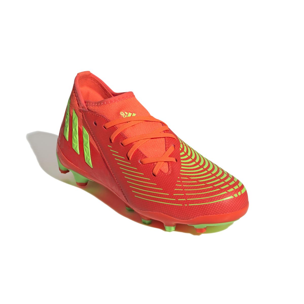 product/a/d/adidas_gv8506_6_footwear_photography_front_lateral_top_view_white_000.jpg