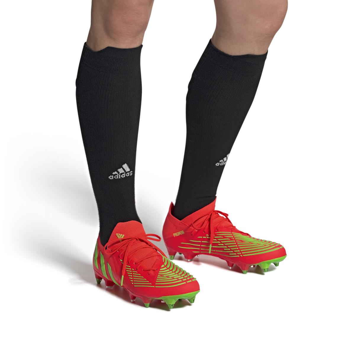 product/a/d/adidas_gw1010_10_footwear_on_model_front_view_white_000.jpg