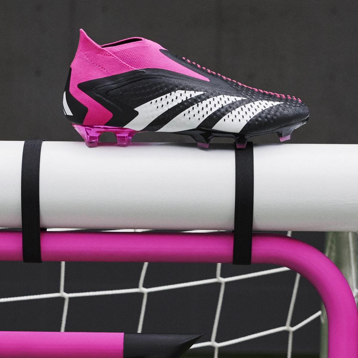 product/a/d/adidas_gw4557_12_footwear_photography_heromrktng_view_2_white_000.jpg