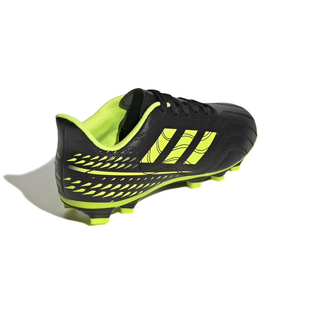 product/a/d/adidas_gz1377_6_footwear_photography_back_lateral_top_view_white_000.jpg