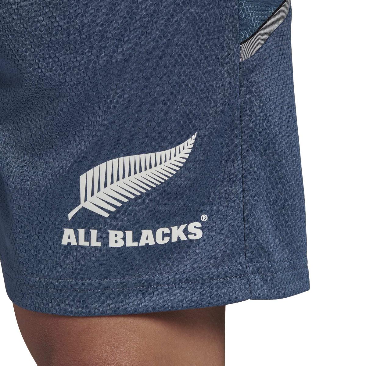 product/a/d/adidas_hg8343_6_apparel_on_model_detail_view_1_white.jpg