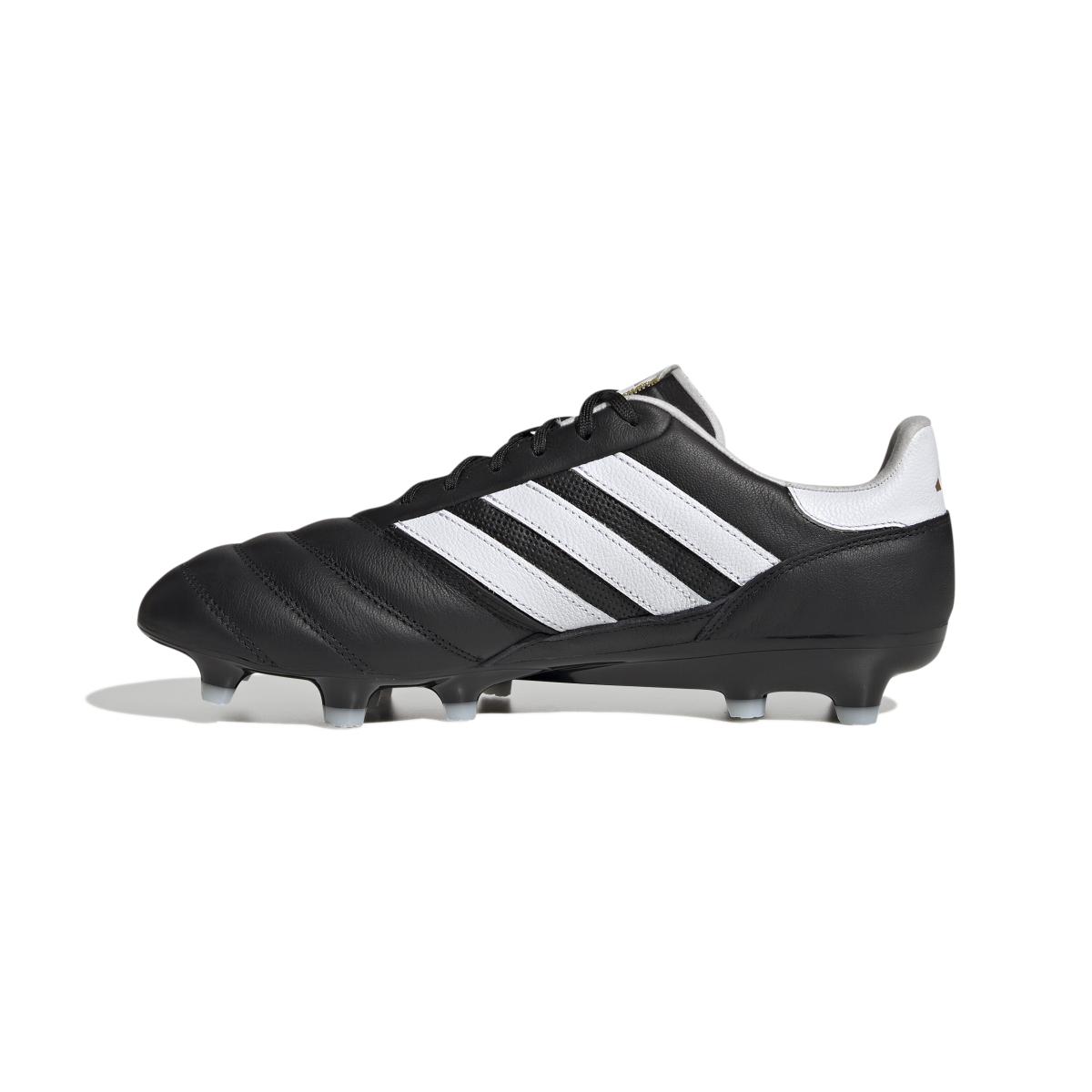 product/a/d/adidas_hq1033_4_footwear_photography_side_medial_center_view_white.jpg