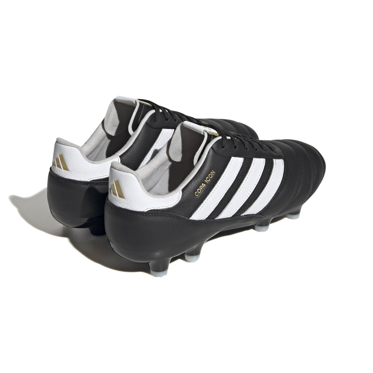 product/a/d/adidas_hq1033_6_footwear_photography_back_lateral_top_view_white.jpg