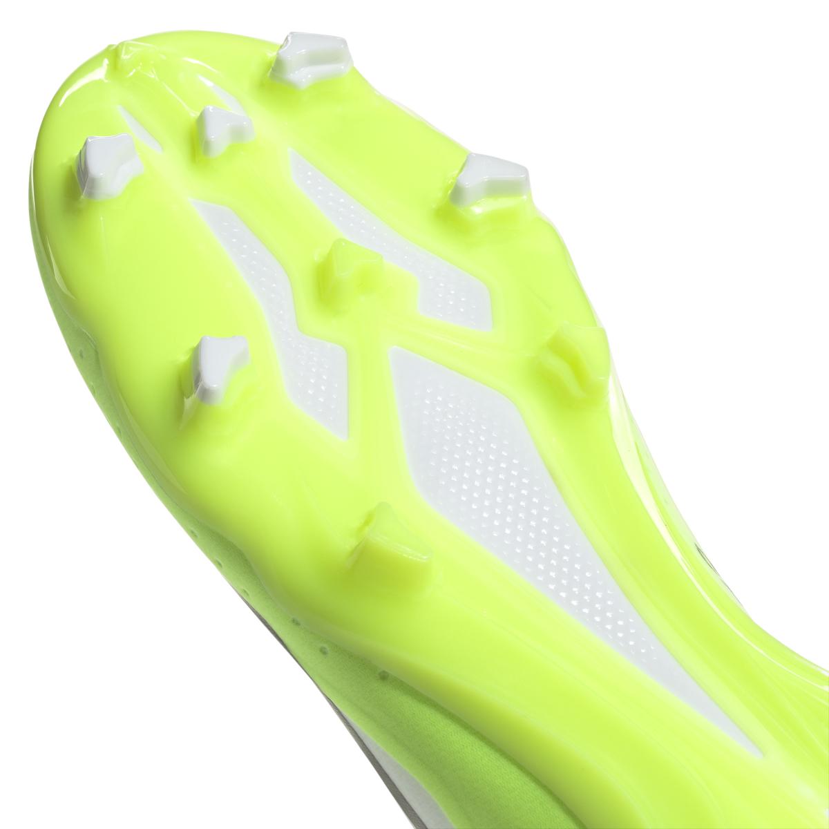 product/a/d/adidas_hq4515_7_footwear_photography_detail_view_1_white.jpg