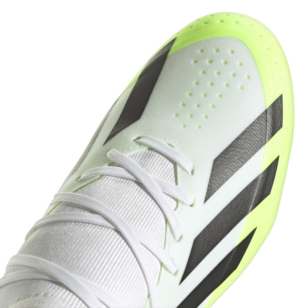 product/a/d/adidas_hq4534_7_footwear_photography_detail_view_1_white.jpg