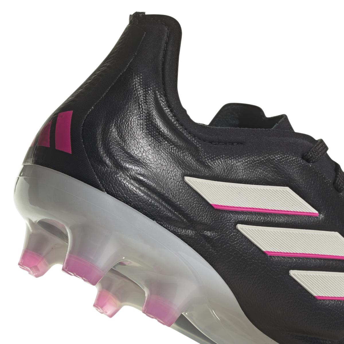product/a/d/adidas_hq8904_7_footwear_photography_detail_view_1_white_000.jpg