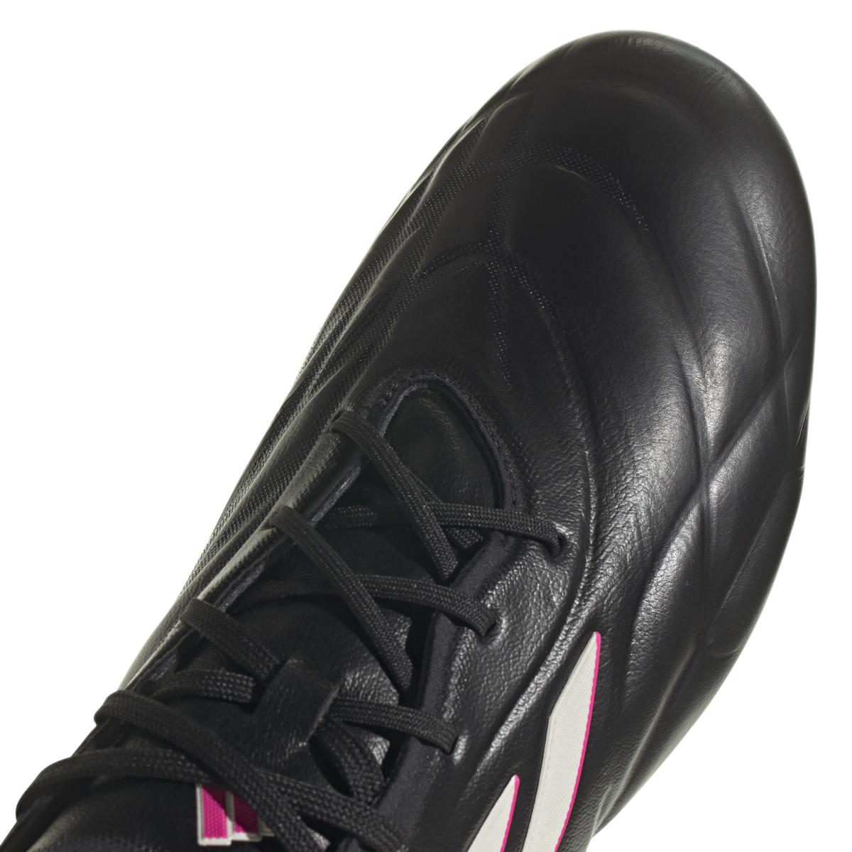product/a/d/adidas_hq8904_8_footwear_photography_detail_view_2_white_000.jpg