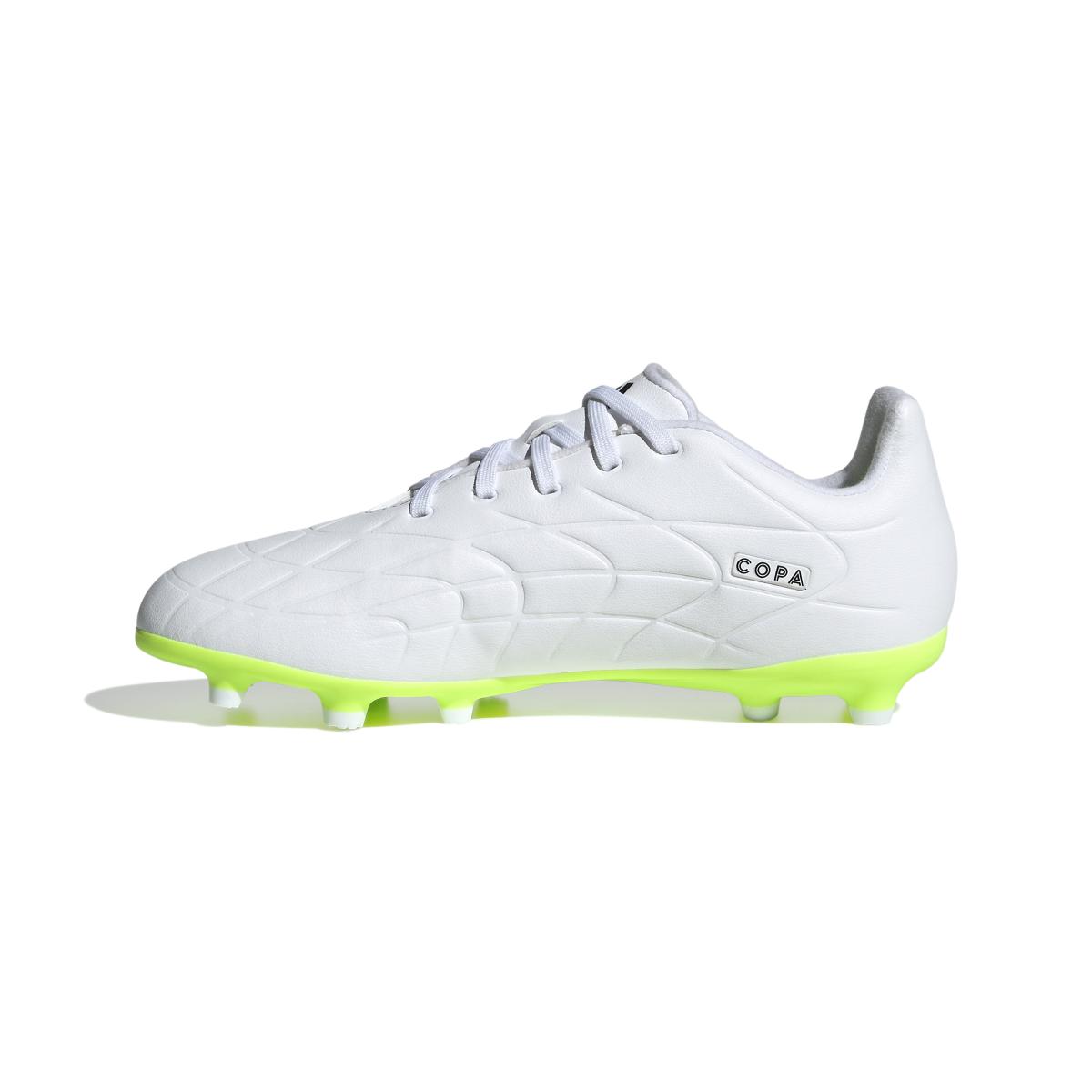 product/a/d/adidas_hq8989_4_footwear_photography_side_medial_center_view_white.jpg