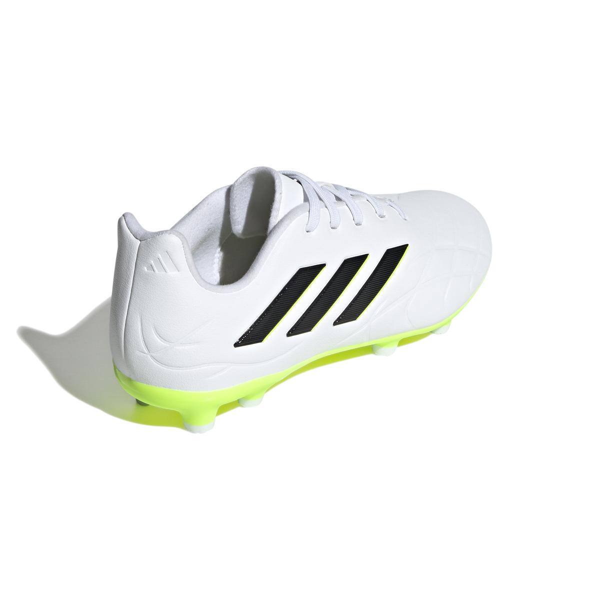 product/a/d/adidas_hq8989_6_footwear_photography_back_lateral_top_view_white.jpg