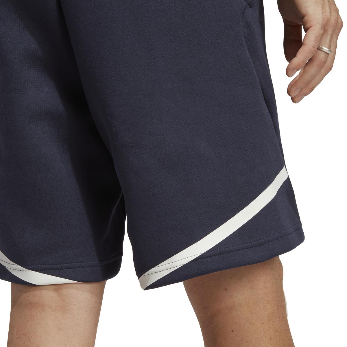 product/a/d/adidas_ic3723_7_apparel_on_model_detail_view_2_white.jpg