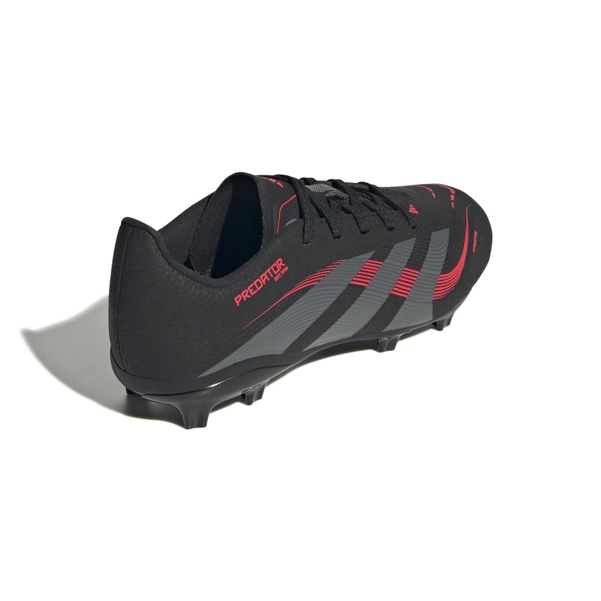 product/a/d/adidas_id3749_6_footwear_photography_back_lateral_top_view_white-nw091625.jpg