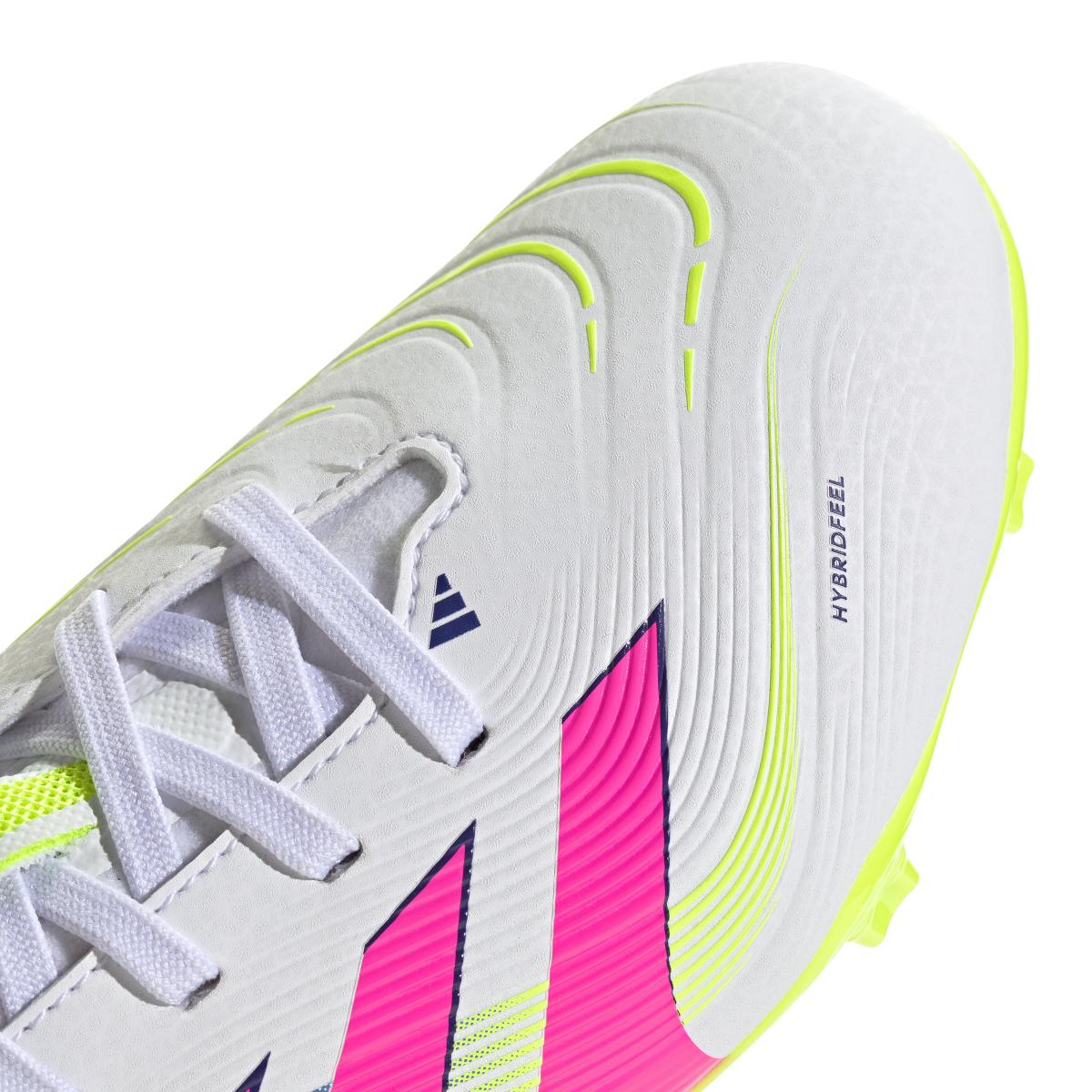 product/a/d/adidas_id3752_7_footwear_photography_detail_view_1_white.jpg