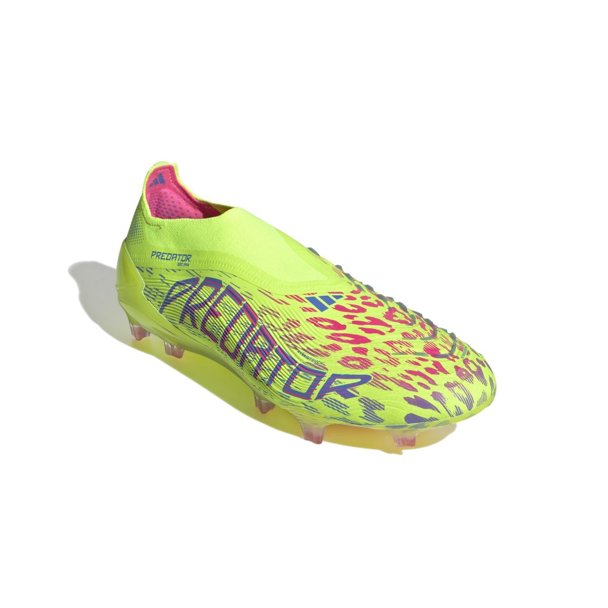 product/a/d/adidas_id3875_5_footwear_photography_front_lateral_top_view_white.jpg