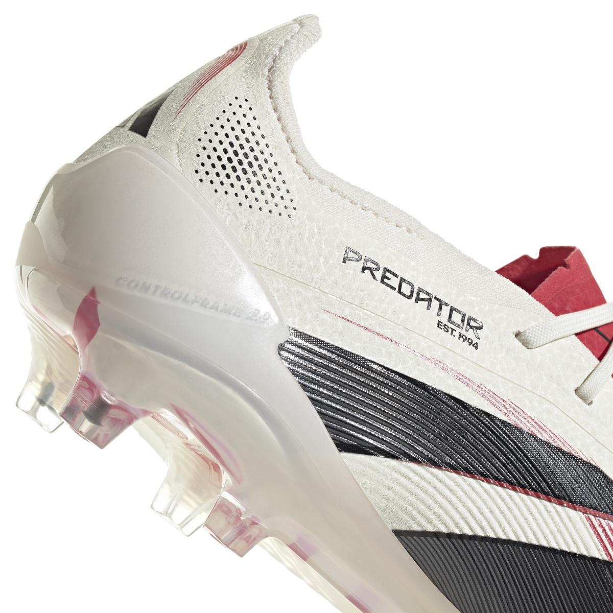 product/a/d/adidas_id3880_8_footwear_photography_detail_view_2_white-nw111924.jpg