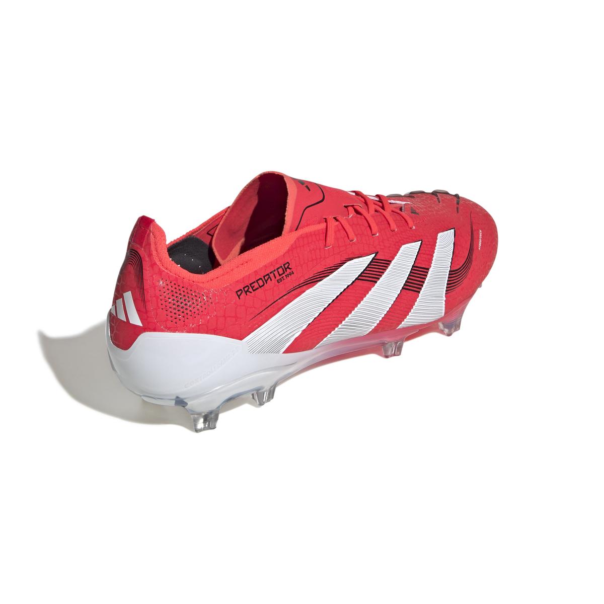product/a/d/adidas_id3882_6_footwear_photography_back_lateral_top_view_white.jpg