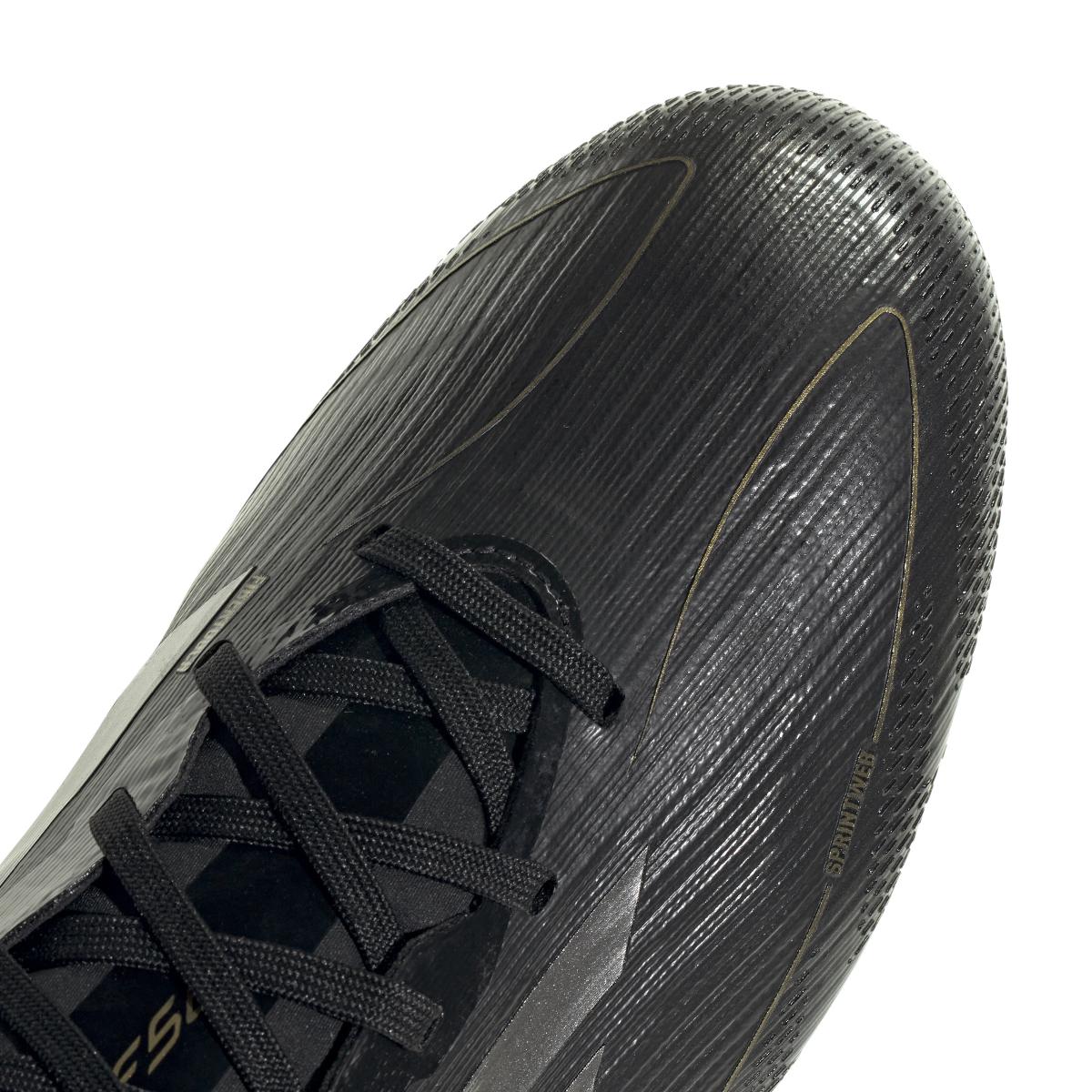 product/a/d/adidas_ie0599_8_footwear_photography_detail_view_2_white.jpg