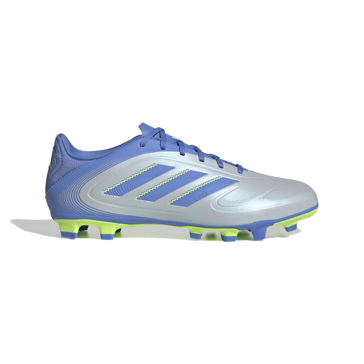 product/a/d/adidas_ie1174_1_footwear_photography_side_lateral_center_view_white.jpg