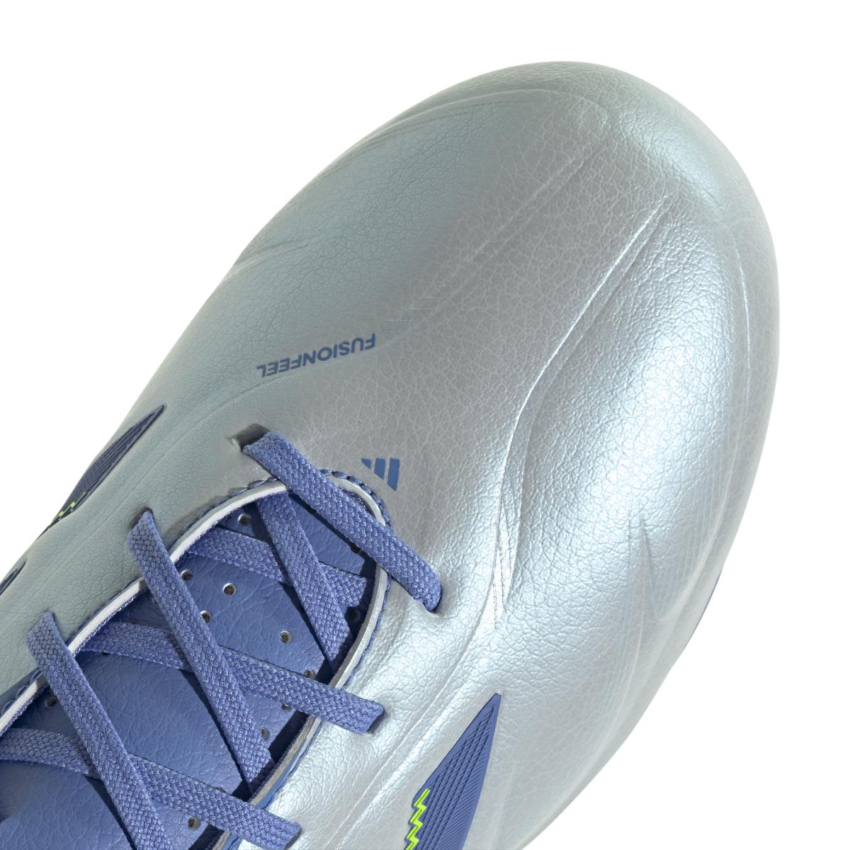 product/a/d/adidas_ie1195_8_footwear_photography_detail_view_2_white.jpg