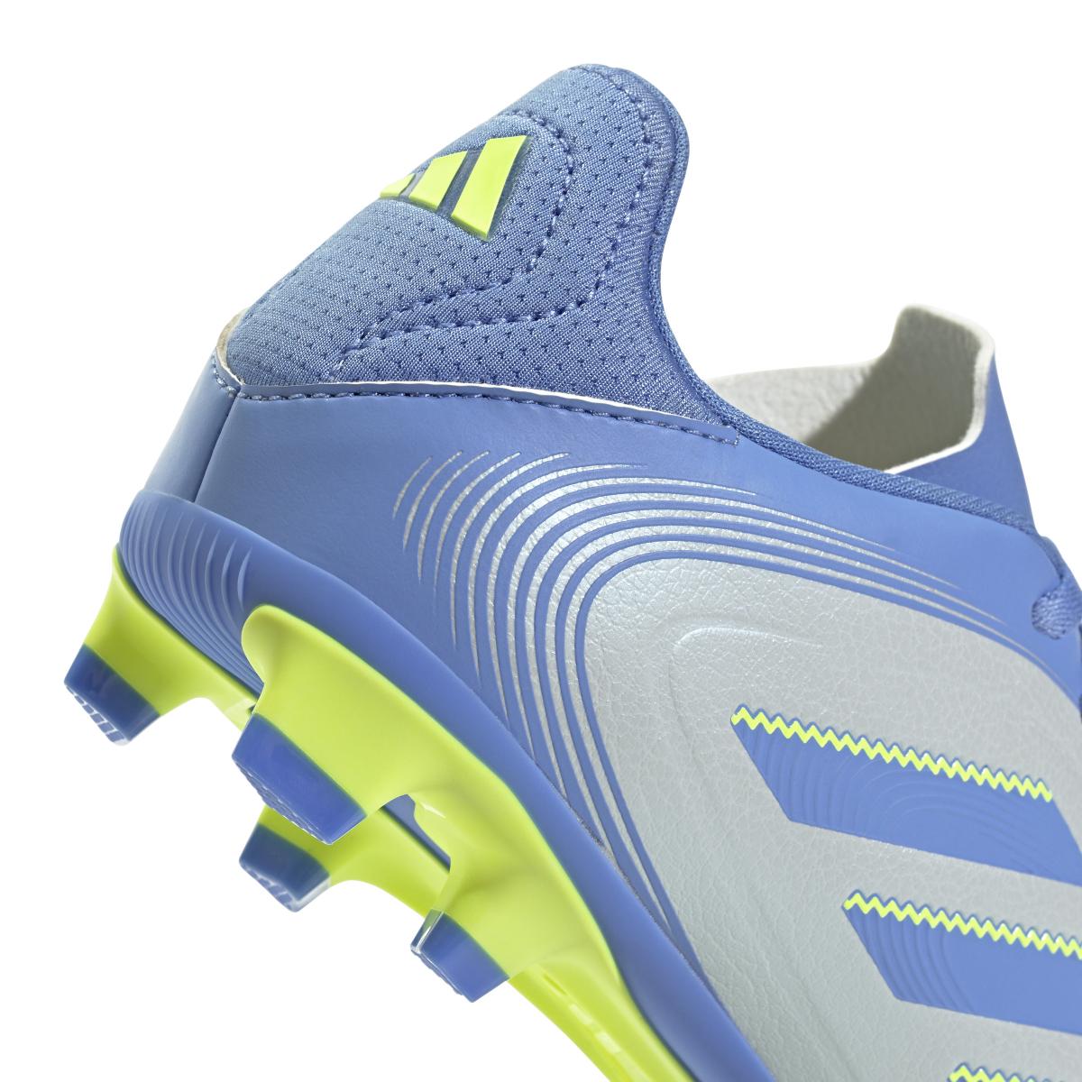 product/a/d/adidas_ie1198_8_footwear_photography_detail_view_2_white.jpg