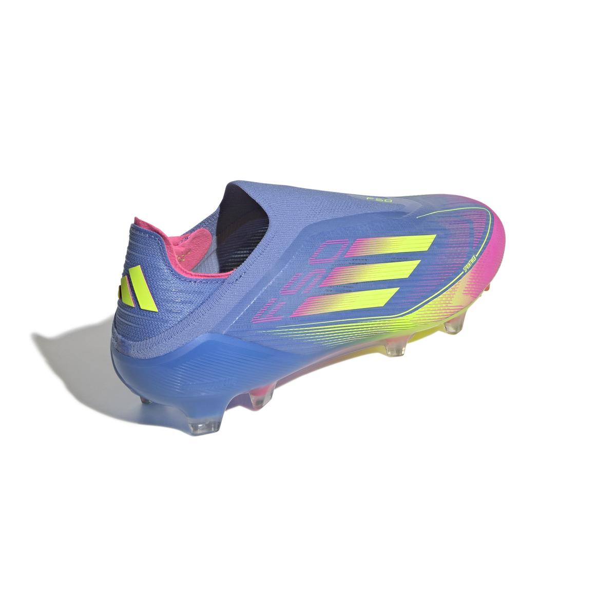 product/a/d/adidas_ie1213_6_footwear_photography_back_lateral_top_view_white.jpg