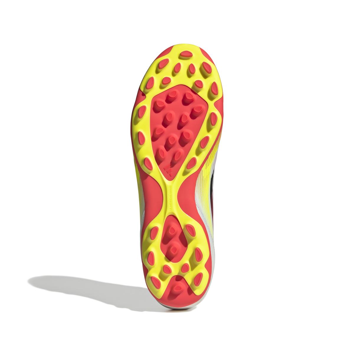 product/a/d/adidas_ie1262_3_footwear_photography_bottom_view_white.jpg