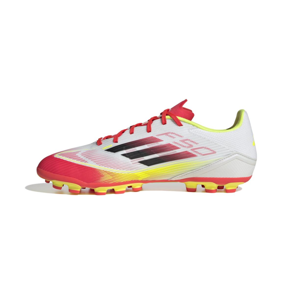 product/a/d/adidas_ie1262_4_footwear_photography_side_medial_center_view_white.jpg