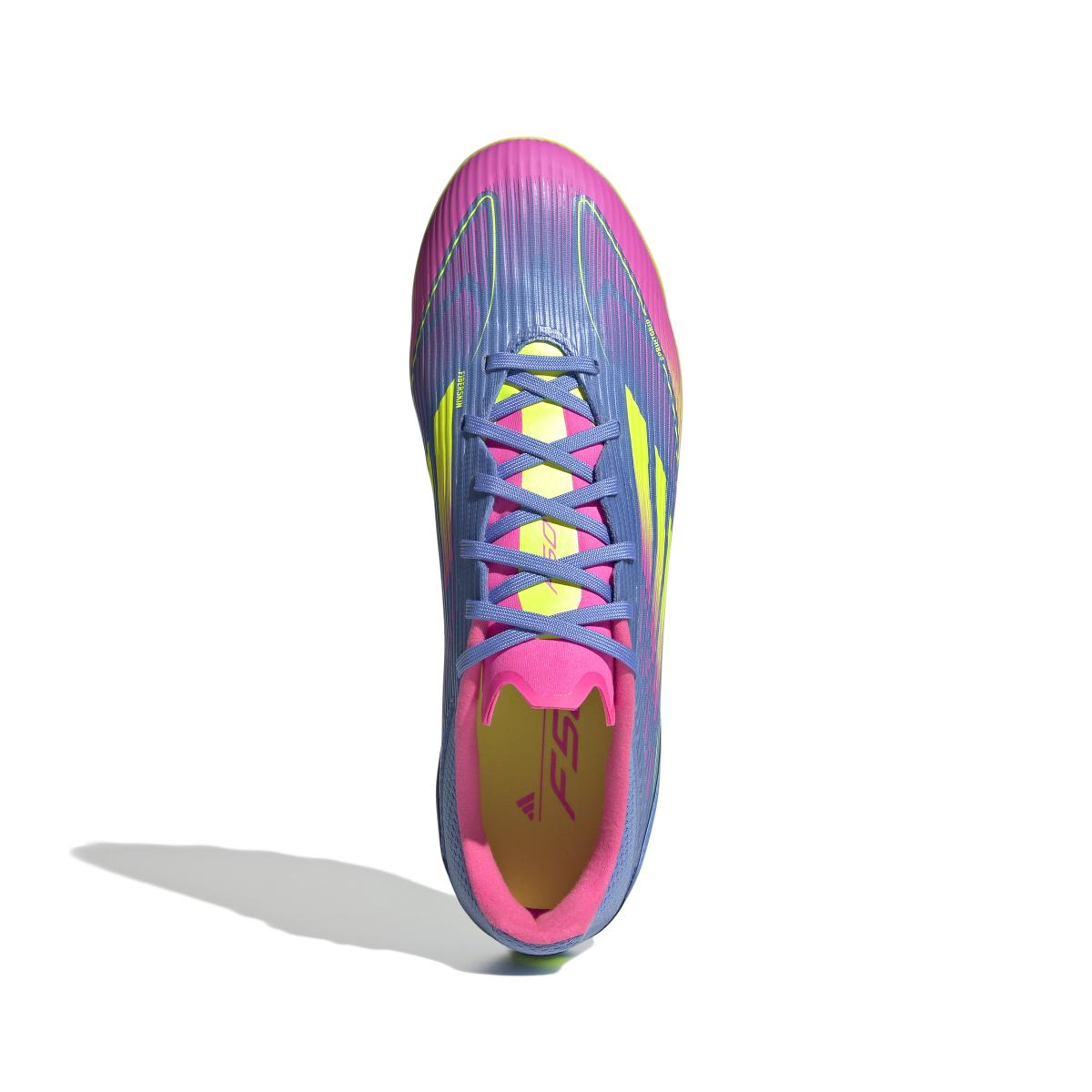product/a/d/adidas_ie1263_2_footwear_photography_top_portrait_view_white.jpg