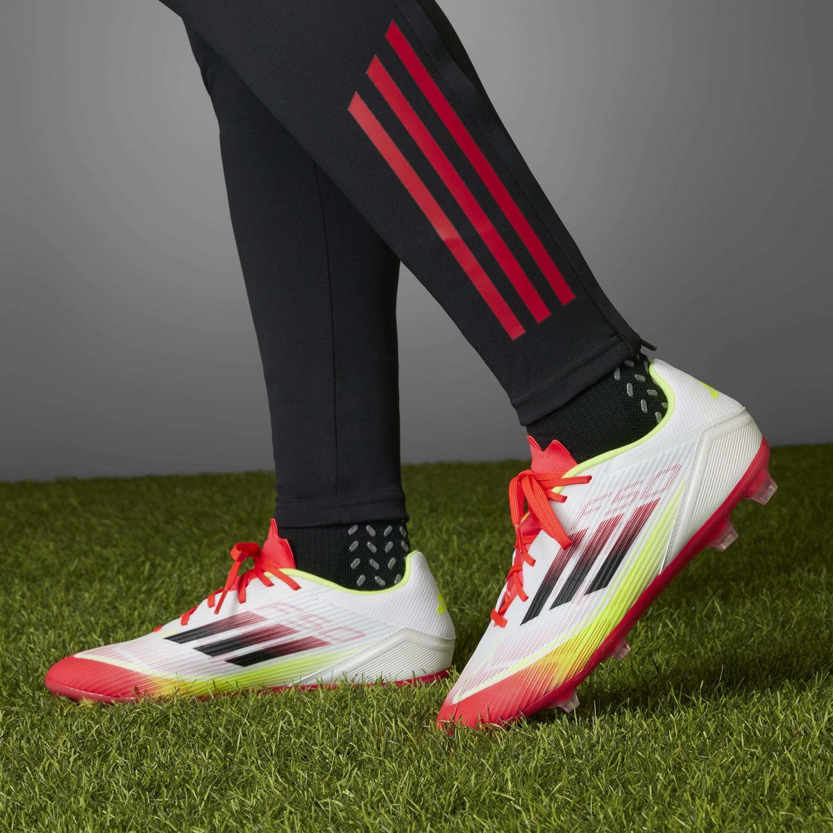 product/a/d/adidas_ie1289_16_footwear_photography_heromrktng_view_3-nw091625.jpg