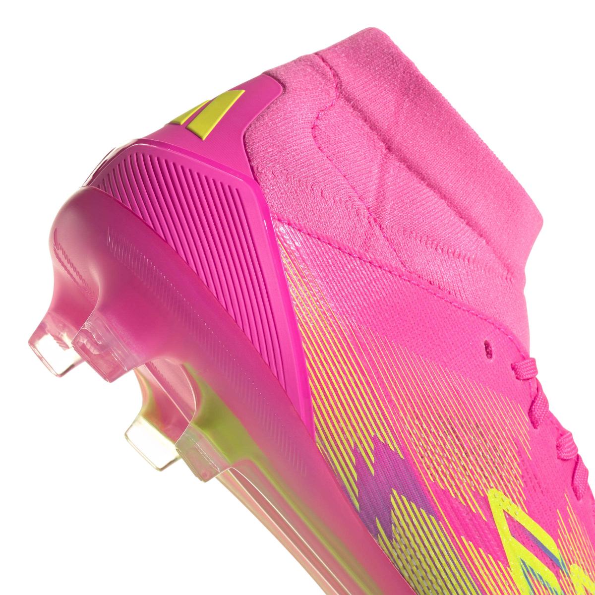 product/a/d/adidas_ie1461_7_footwear_photography_detail_view_1_white-nw091625.jpg