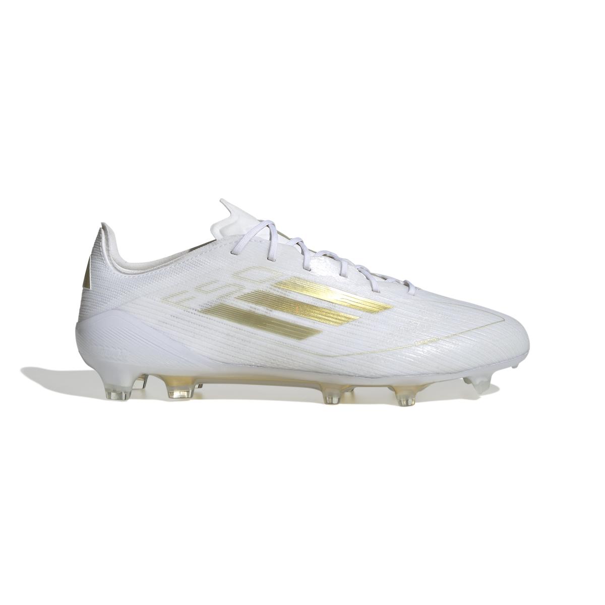 product/a/d/adidas_ie3186_1_footwear_photography_side_lateral_center_view_white.jpg
