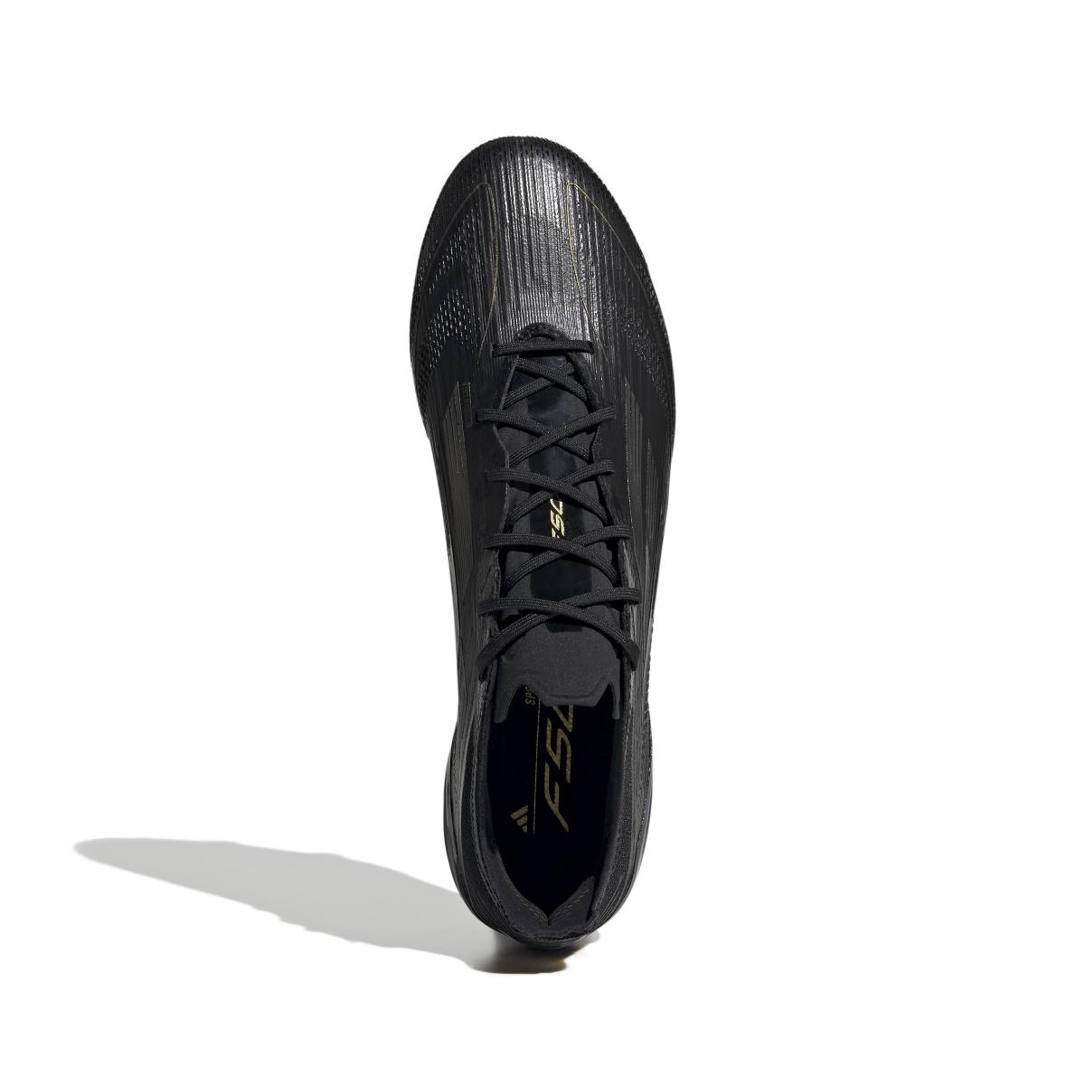 product/a/d/adidas_ie3187_2_footwear_photography_top_portrait_view_white.jpg
