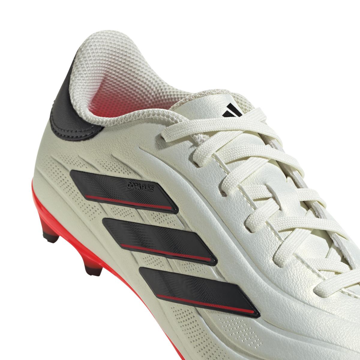 product/a/d/adidas_ie4987_8_footwear_photography_detail_view_2_white-new0201.jpg