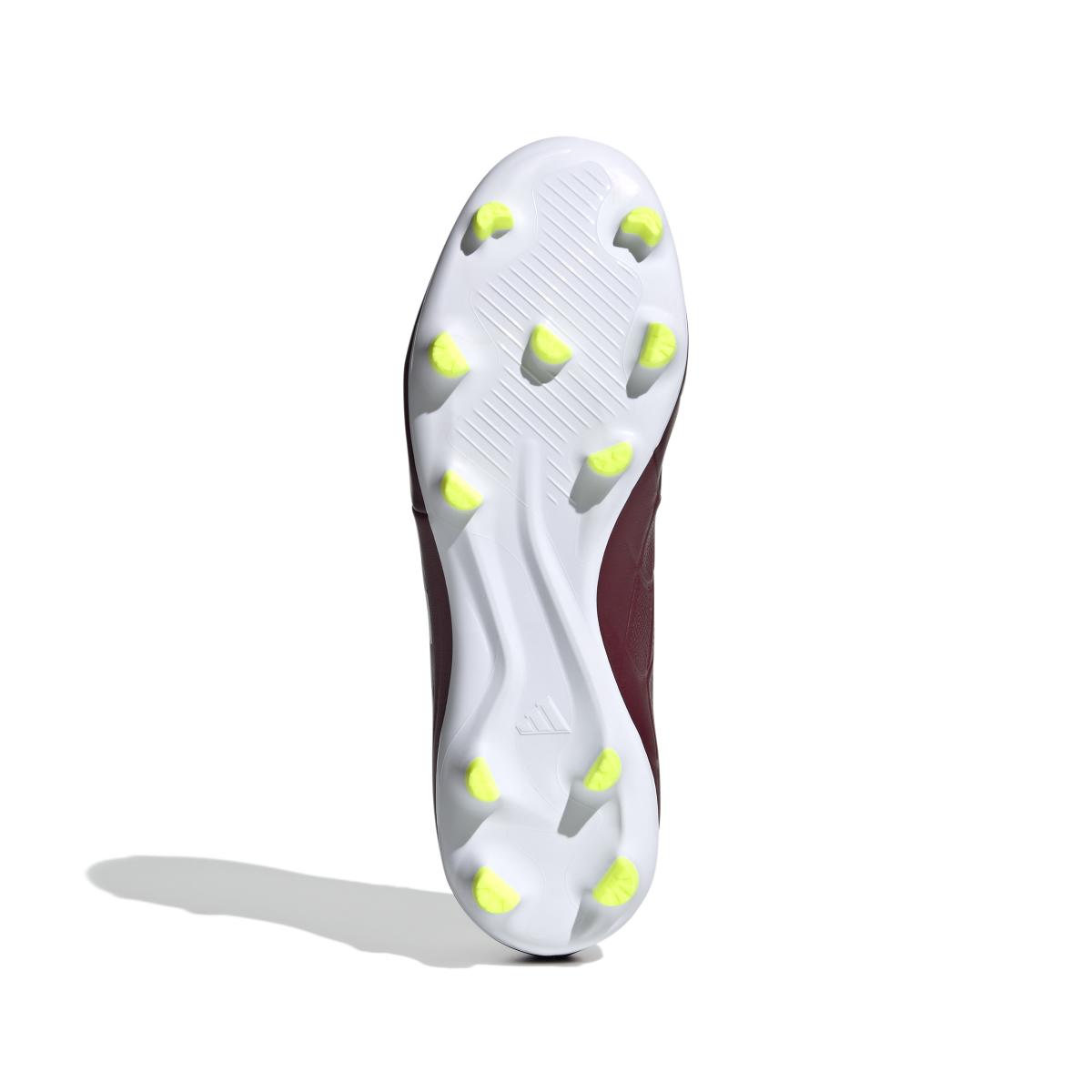 product/a/d/adidas_ie7491_3_footwear_photography_bottom_view_white-030824.jpg