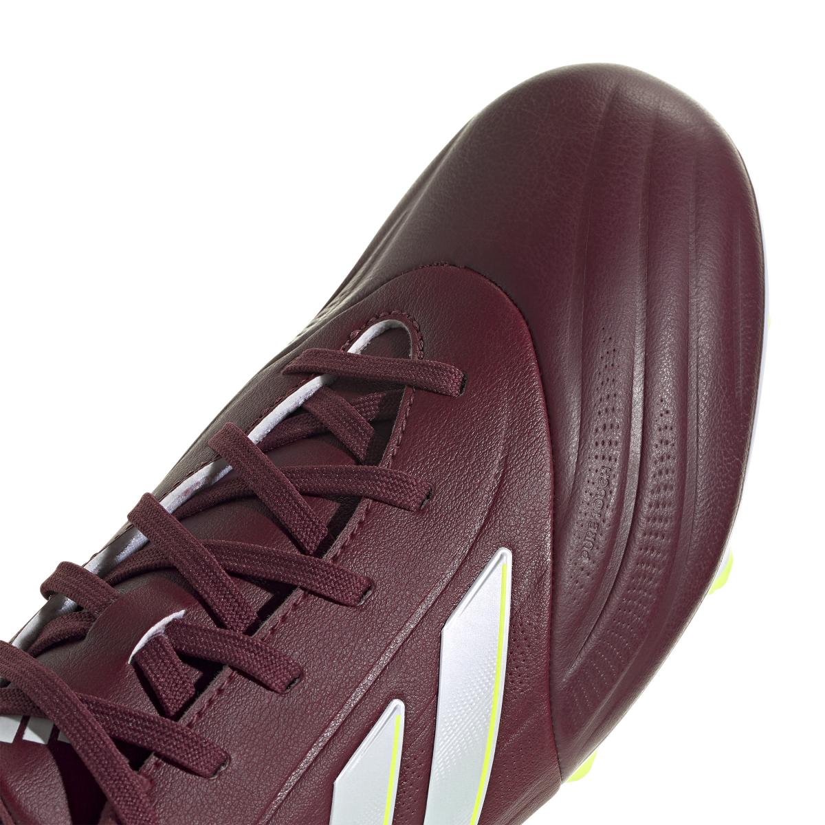 product/a/d/adidas_ie7491_9_footwear_photography_detail_view_3_white-030824.jpg