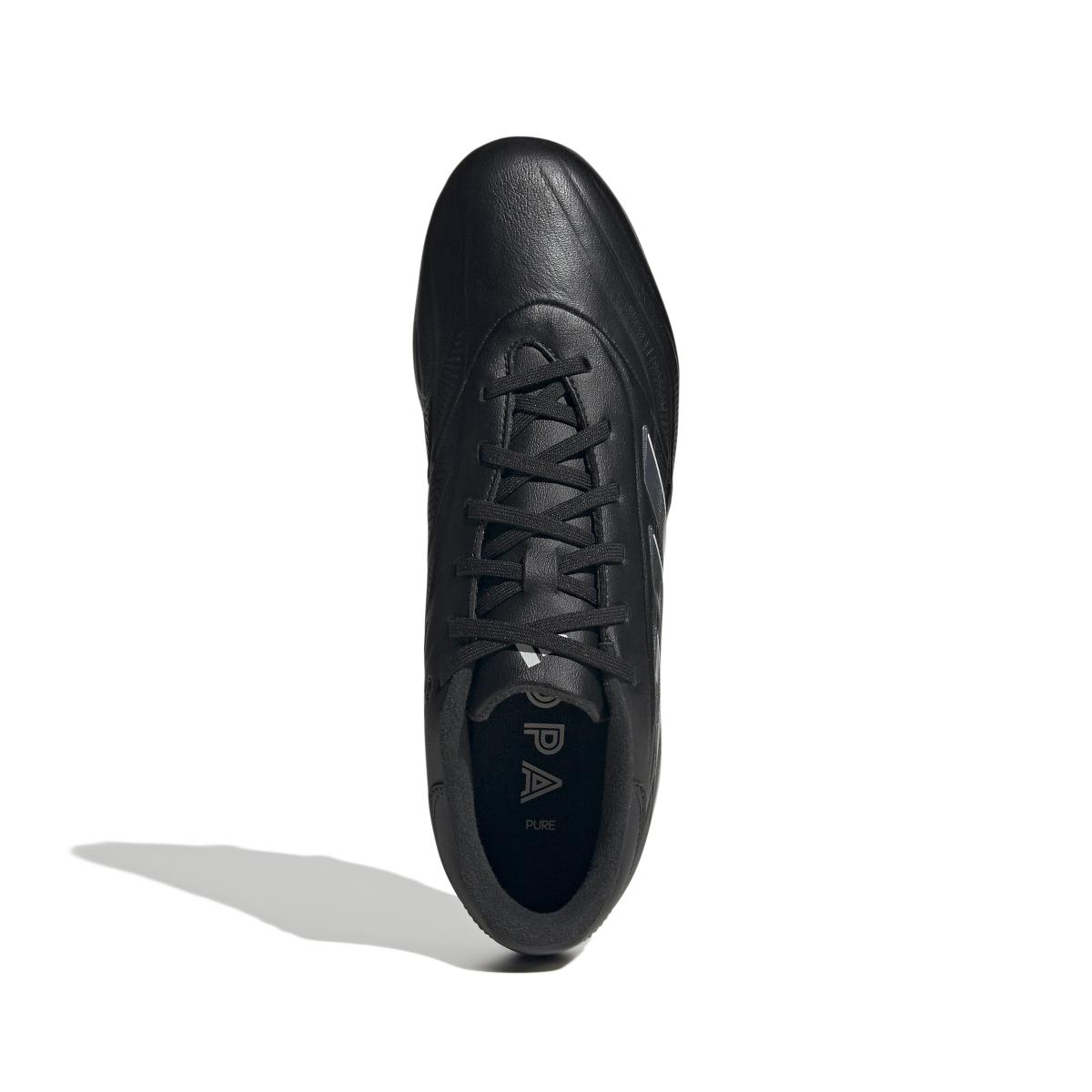 product/a/d/adidas_ie7492_2_footwear_photography_top_portrait_view_white.jpg