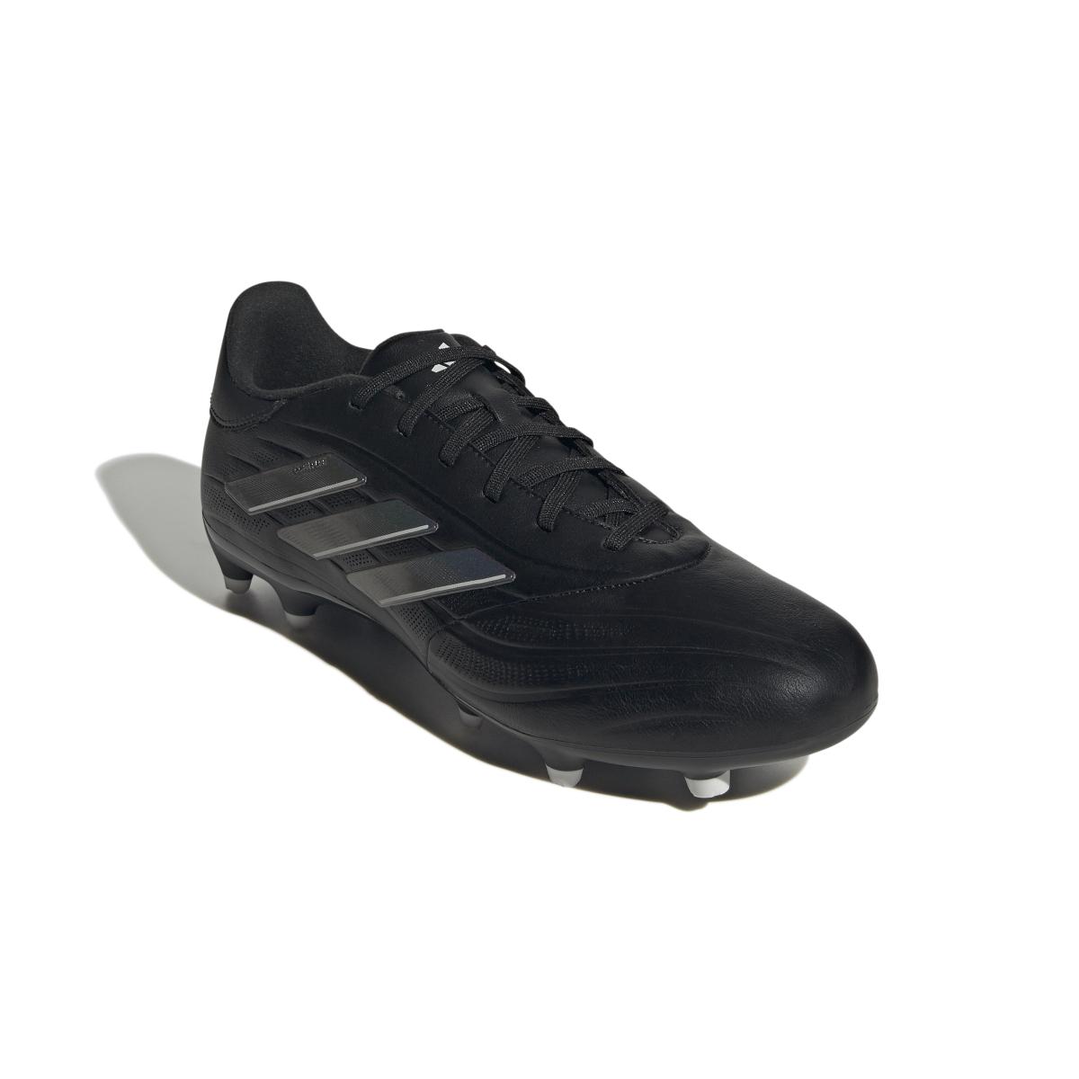 product/a/d/adidas_ie7492_5_footwear_photography_front_lateral_top_view_white.jpg