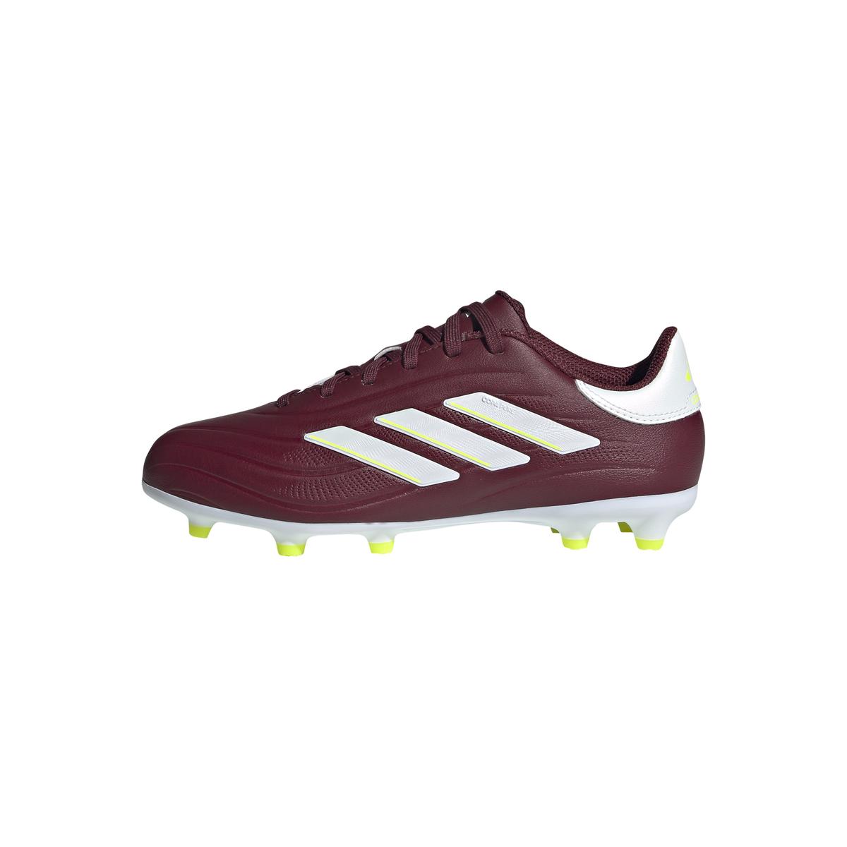 product/a/d/adidas_ie7494_12_footwear_photography_left_side_center_lateral_view_white-030824.jpg