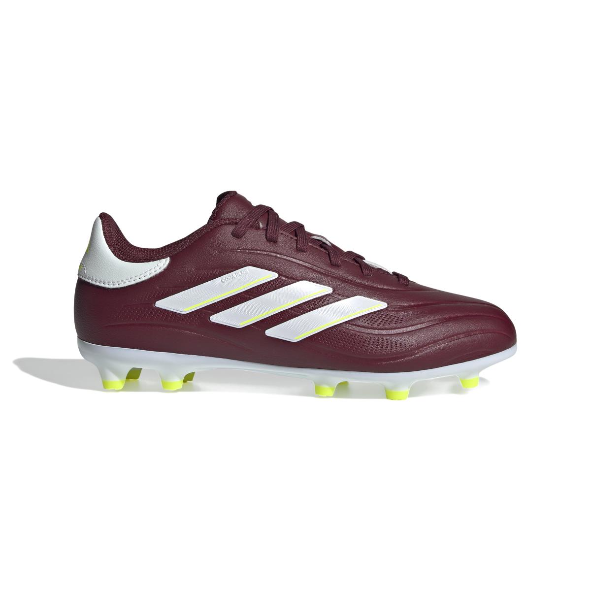 product/a/d/adidas_ie7494_1_footwear_photography_side_lateral_center_view_white-030824.jpg