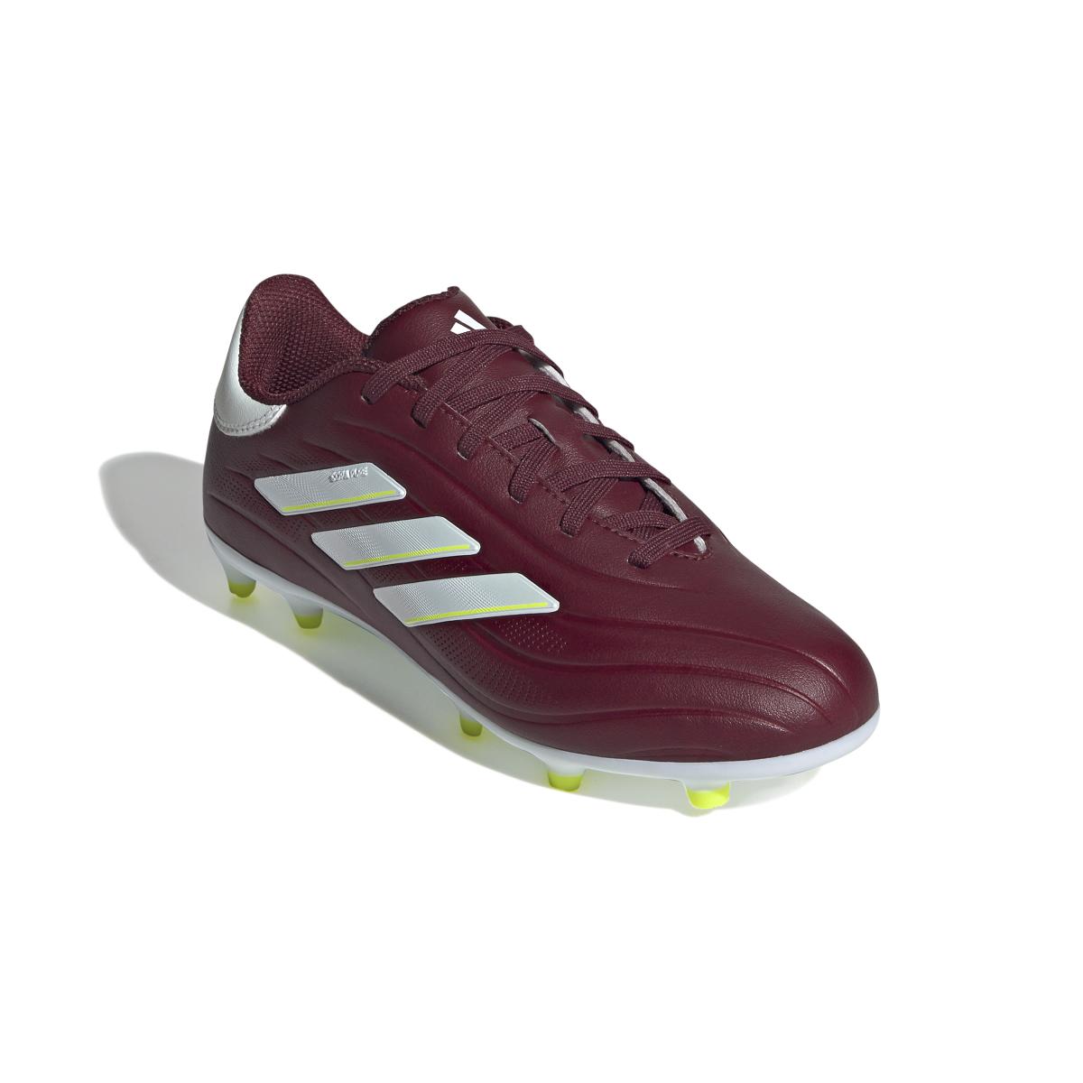 product/a/d/adidas_ie7494_5_footwear_photography_front_lateral_top_view_white-030824.jpg