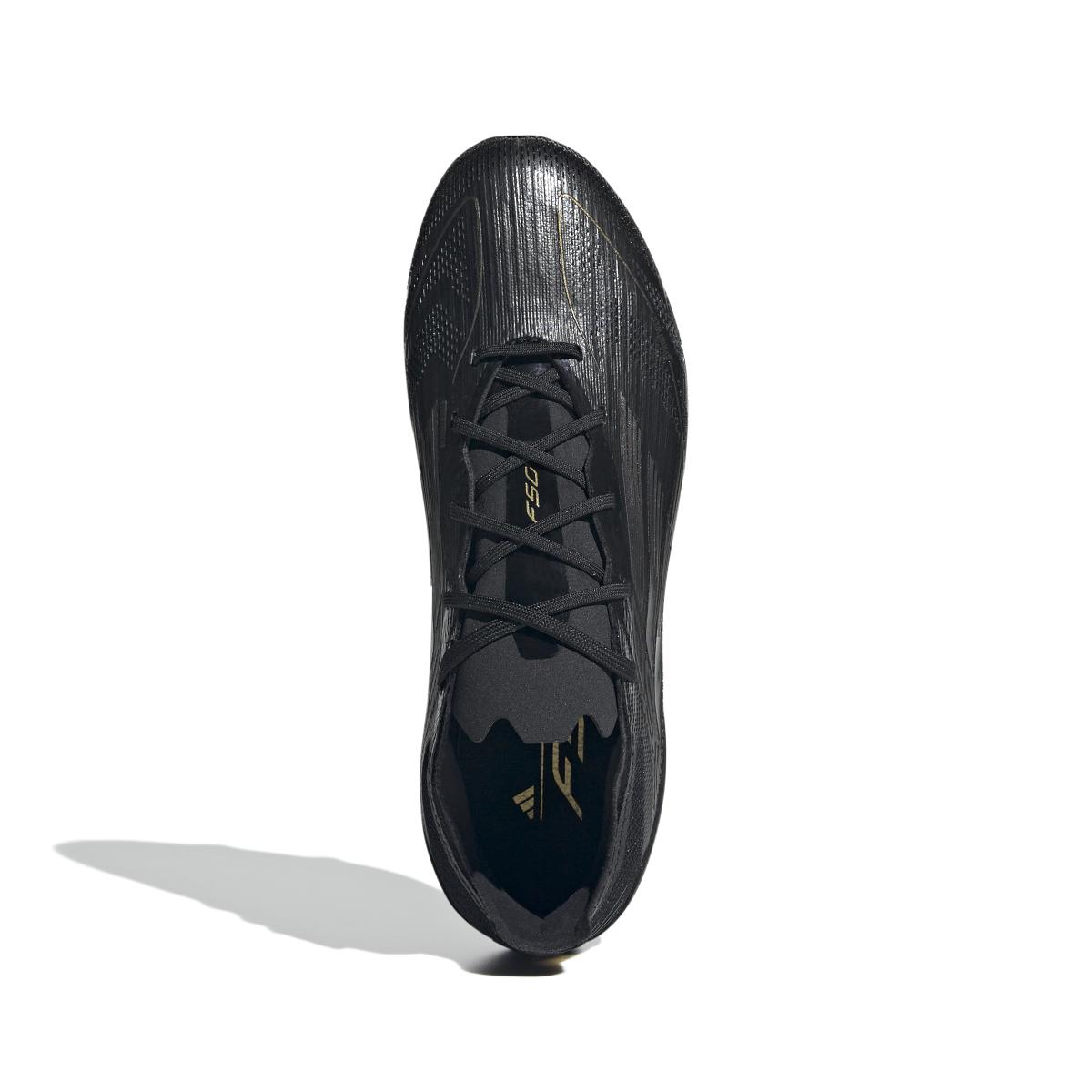 product/a/d/adidas_if1358_2_footwear_photography_top_portrait_view_white.jpg