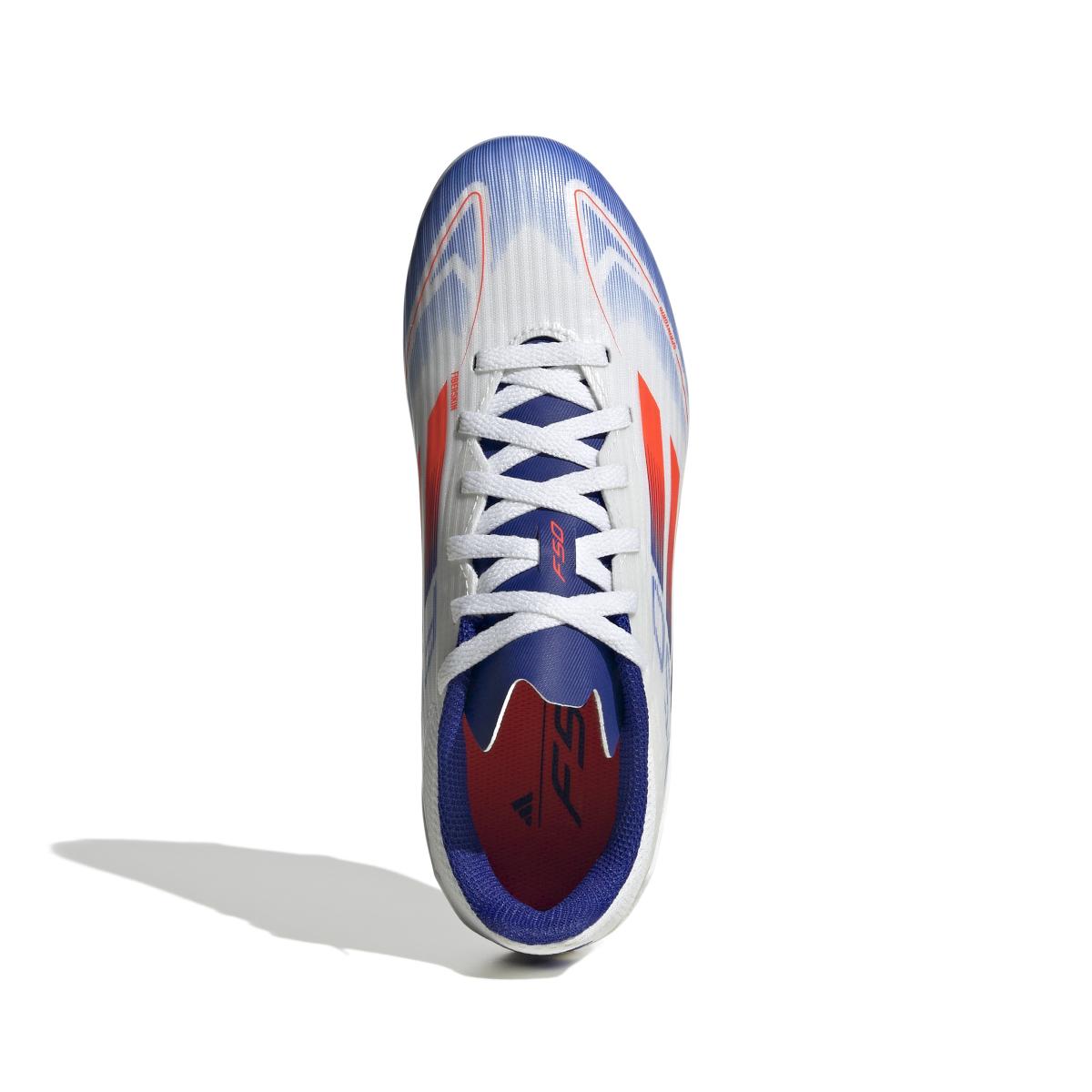 product/a/d/adidas_if1367_2_footwear_photography_top_portrait_view_white-nw052424.jpg