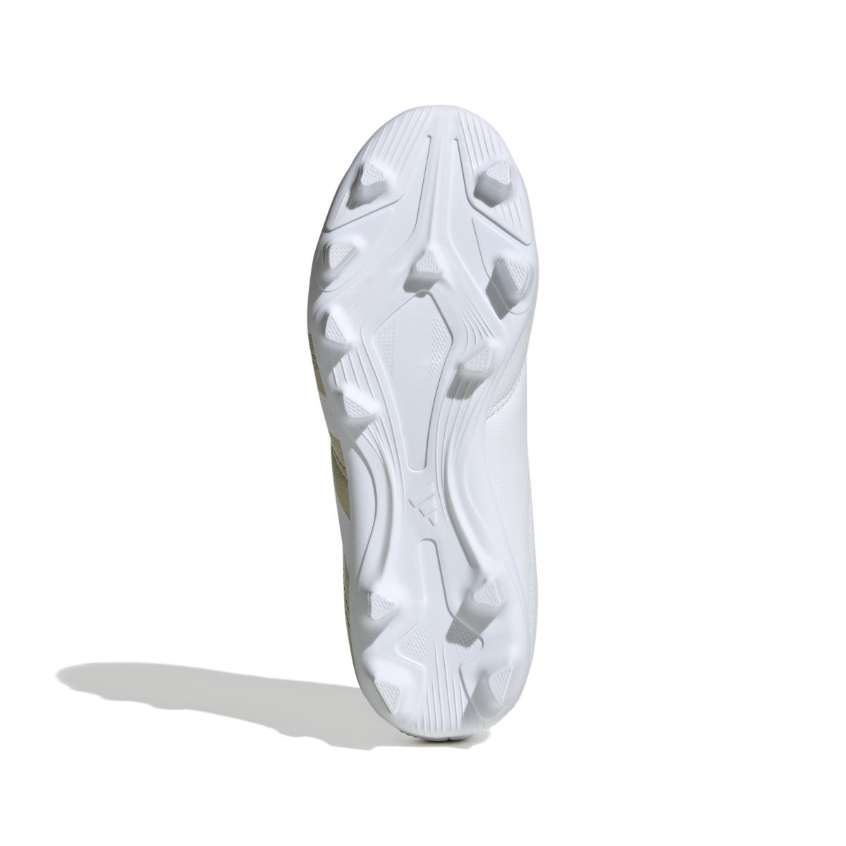 product/a/d/adidas_if6426_3_footwear_photography_bottom_view_white-nw110824.jpg