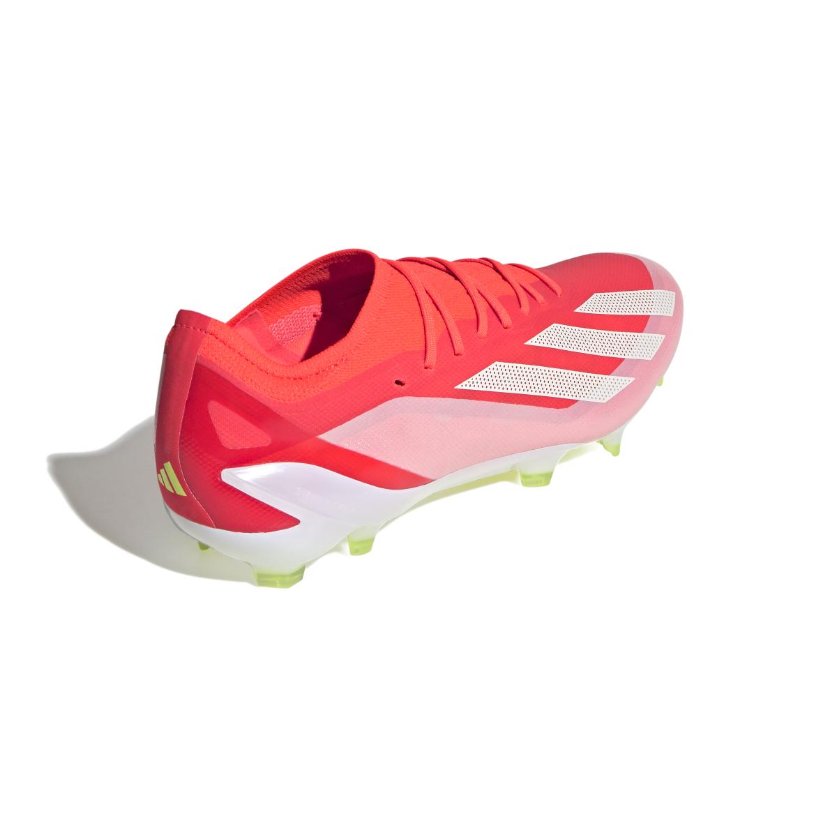 product/a/d/adidas_ig0593_6_footwear_photography_back_lateral_top_view_white.jpg