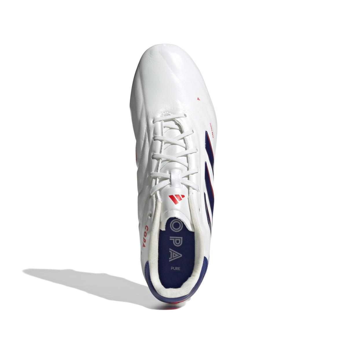 product/a/d/adidas_ig6402_2_footwear_photography_top_portrait_view_white-nw052424.jpg