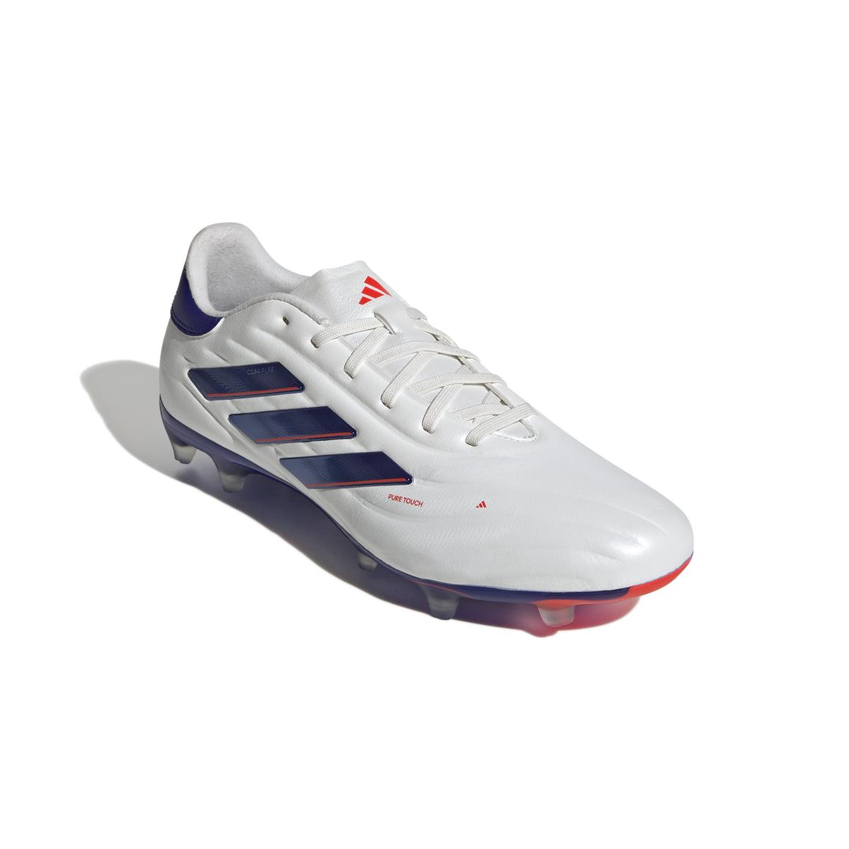 product/a/d/adidas_ig6405_5_footwear_photography_front_lateral_top_view_white-nw052424.jpg