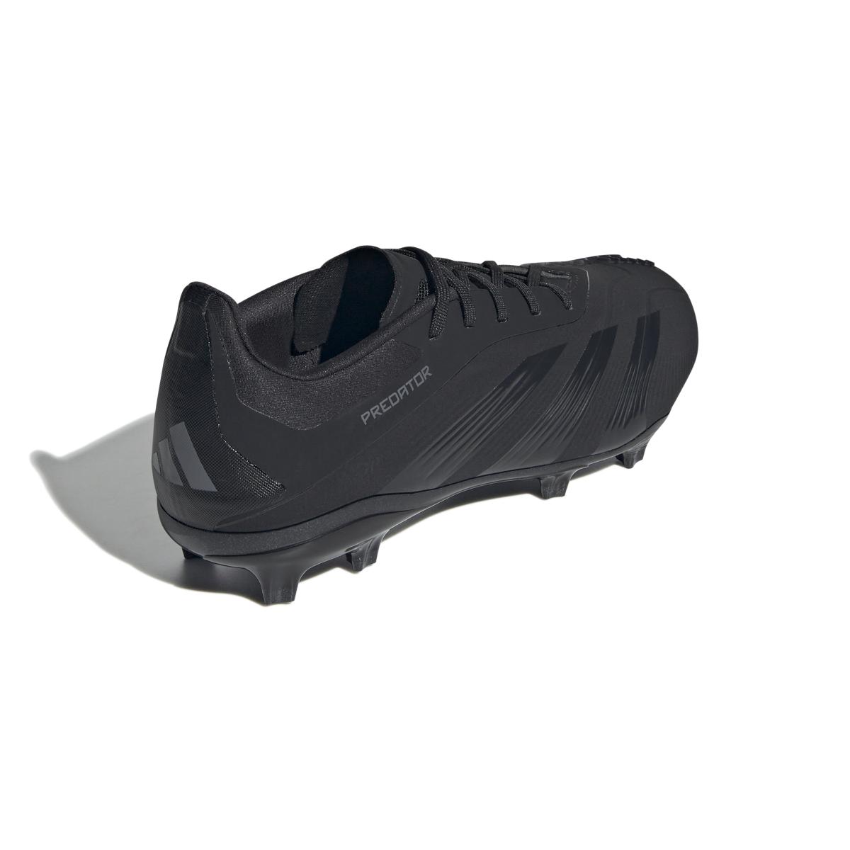 product/a/d/adidas_ig7743_6_footwear_photography_back_lateral_top_view_white.jpg