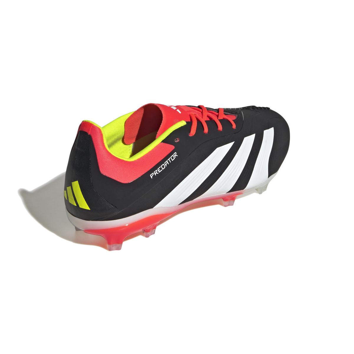 product/a/d/adidas_ig7746_6_footwear_photography_back_lateral_top_view_white-030824.jpg